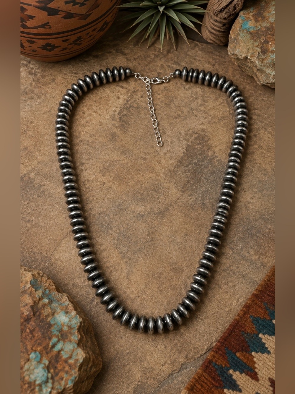 Southwest Navajo Pearl STYLE Saucer Shape Costume Beaded Necklace